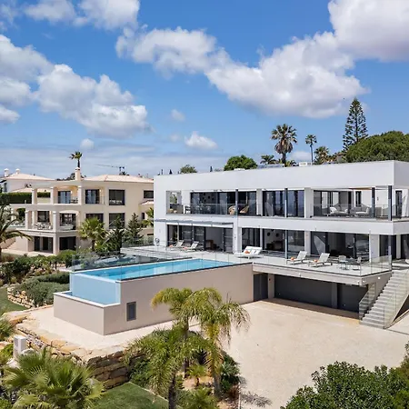 Vanguard By Destination Algarve