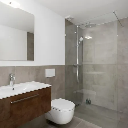 Vanguard By Destination Algarve