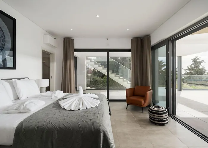Vanguard By Destination Algarve Villa *