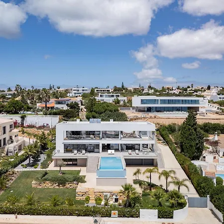 Vanguard By Destination Algarve *