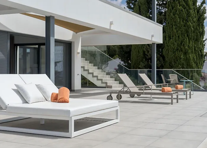 Vanguard By Destination Algarve *