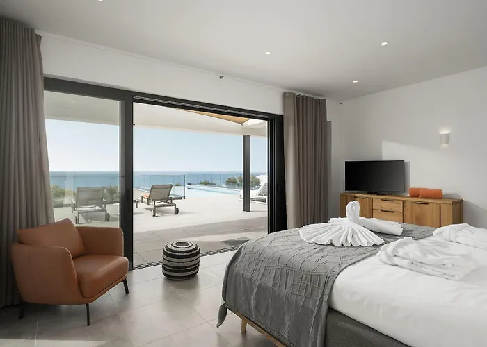 Vanguard By Destination Algarve