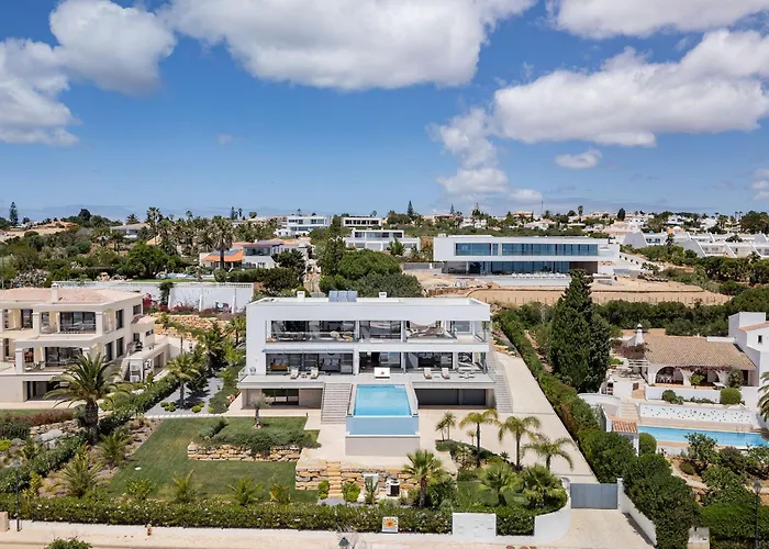 Vanguard By Destination Algarve *